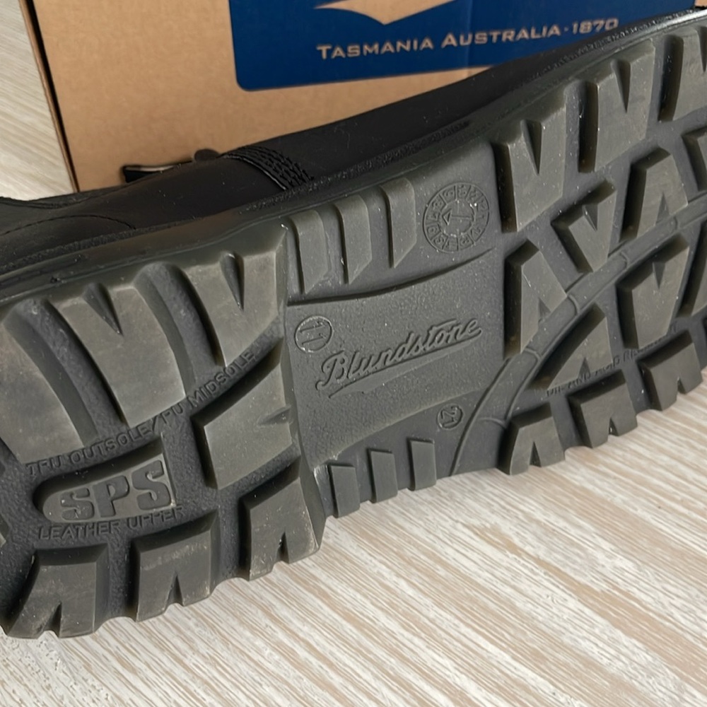 New Blundstone Mens Black Premium Leather Work All-Terrain Boots Chelsea size 11 - Picture 8 of 9